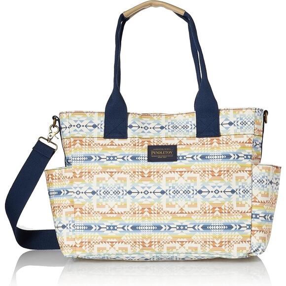 Pendleton Handbags - Pendleton Women Opal Springs Super Tote NWOT